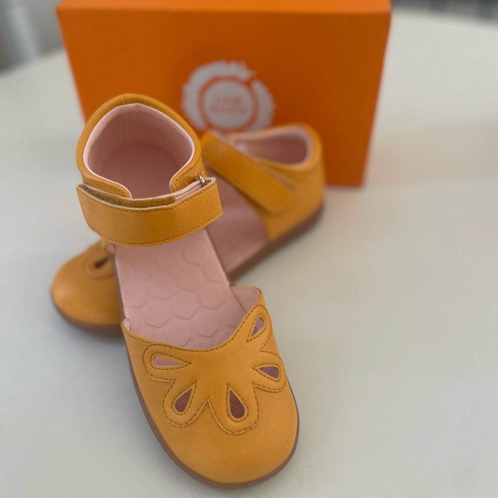 Livie & Luca yellow Dress Shoes with Cutout Design